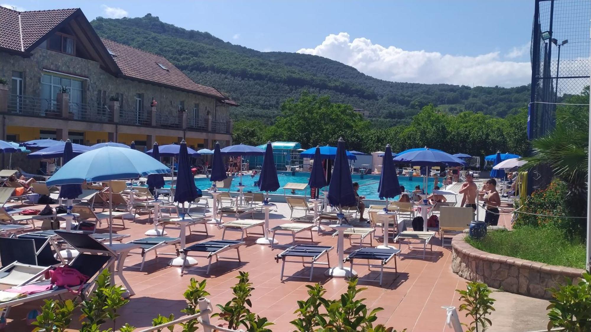 Artemide "Fiore Club" B&B Suite Spa Giffoni Valle Piana Exteriör bild
