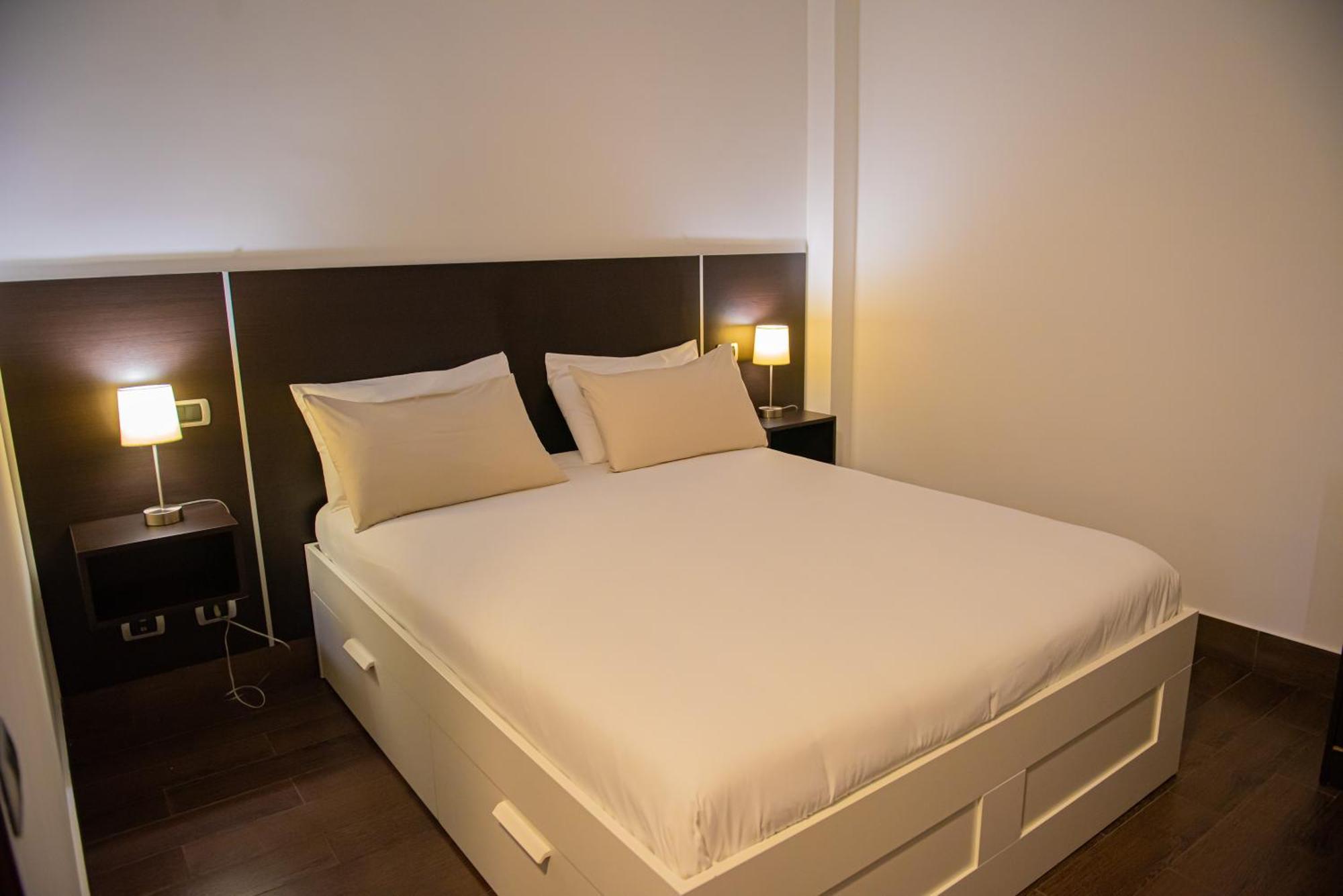 Artemide "Fiore Club" B&B Suite Spa Giffoni Valle Piana Exteriör bild