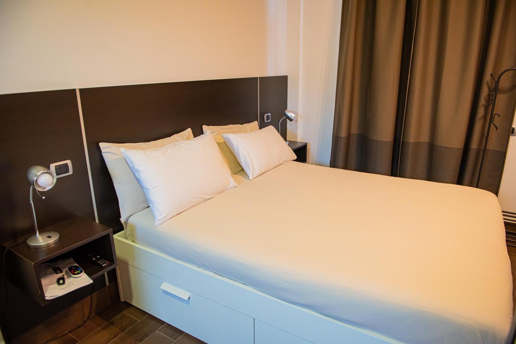 Artemide "Fiore Club" B&B Suite Spa Giffoni Valle Piana Exteriör bild